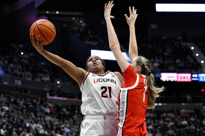 Career performance from Sarah Strong powers UConn women’s basketball in rout of Ohio State