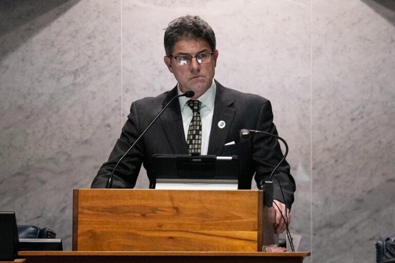 Indiana Senate won’t vote on redistricting, defying Trump’s push