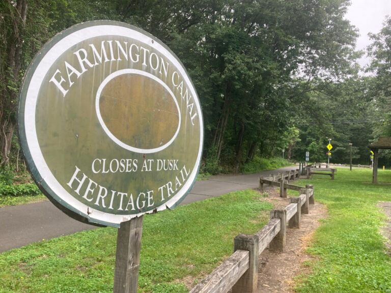 Homeowners in a CT town balk at prospect of popular bike trail running on their street