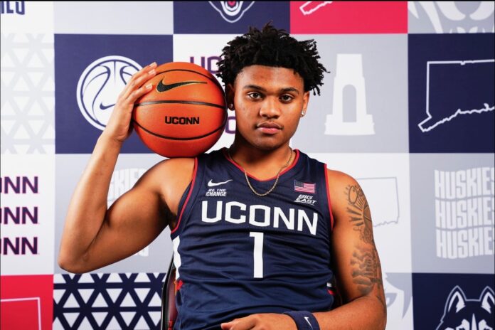‘Our type of people’: UConn men’s basketball officially signs pair of 2026 recruits