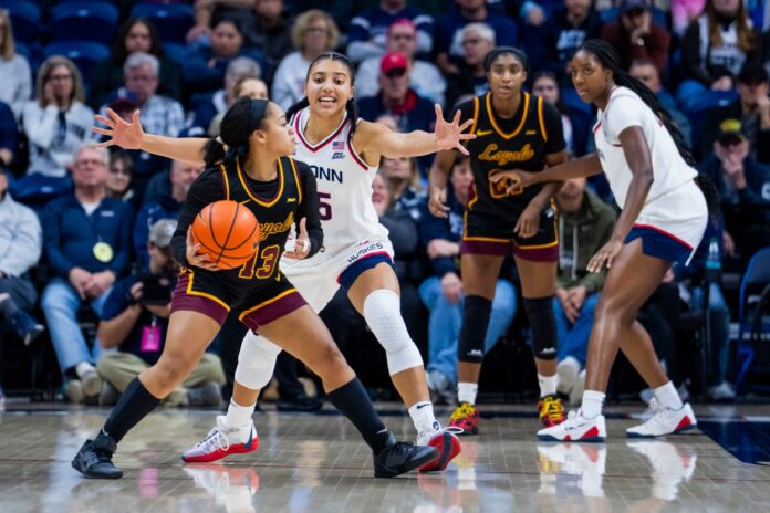 UConn women’s basketball dismantles Loyola Chicago 85-31 with dominant defensive performance
