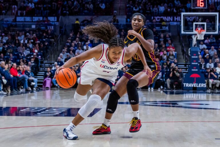 UConn women’s basketball’s Sarah Strong, Blanca Quinonez sweep Big East weekly awards