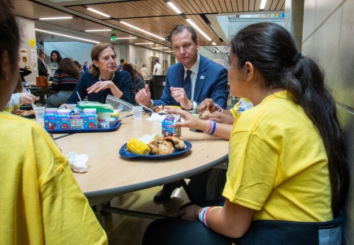 CT awards $800K to increase school children’s access to fresh, locally grown food