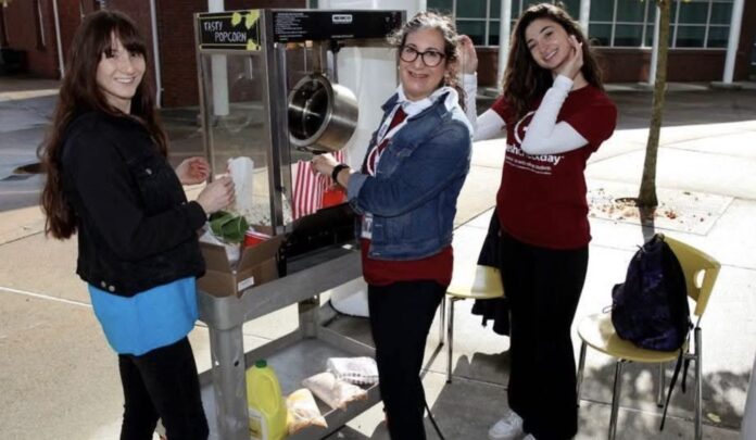 CT is training college students to help those in crisis. The goal is to save lives.