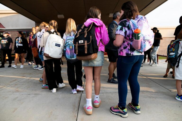 4-day school weeks are growing in popularity, despite a lack of data on the effects