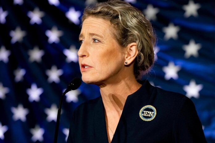 Kiggans leads bipartisan effort to temporarily extend ACA tax credits