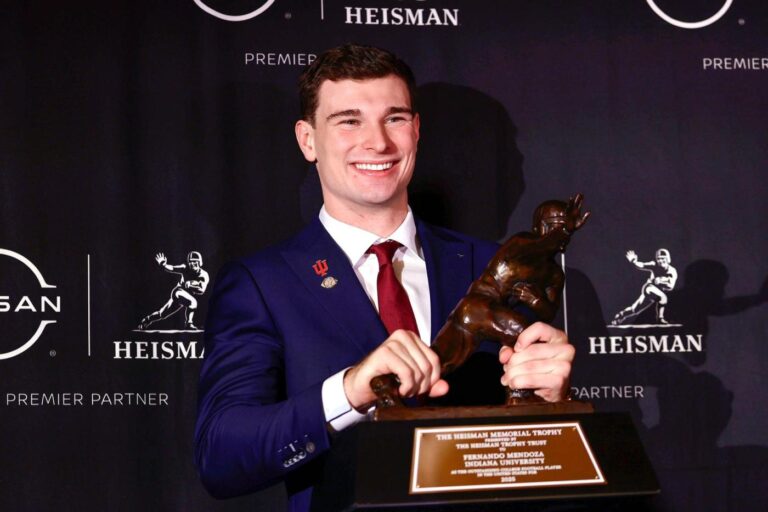 ‘Everybody is so proud:’ As Indiana QB Fernando Mendoza wins Heisman, his high school alumni celebrate