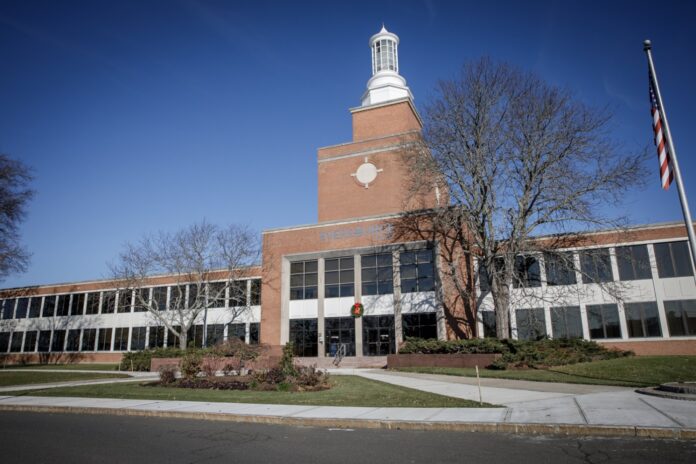 After blocked sale, CT water company seeks 42% increase in rates. Request draws condemnation.