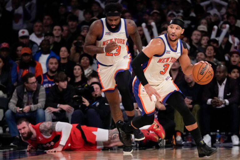 Shorthanded Knicks still finding ways to extend win streak
