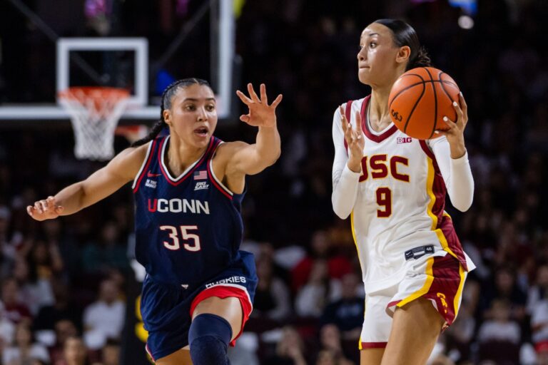UConn women’s basketball’s Azzi Fudd, Blanca Quinonez sweep Big East weekly awards
