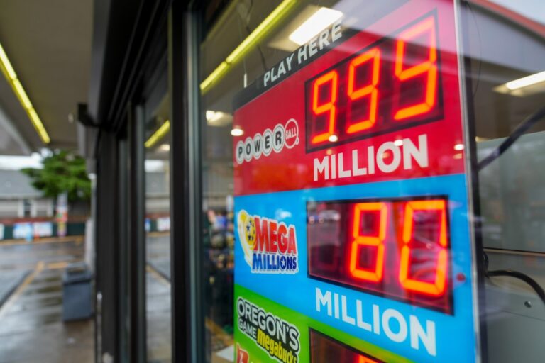 Powerball jackpot climbs to $1.25 billion, 6th highest in history