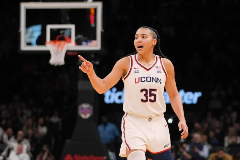UConn women’s basketball handles Providence 90-53 without starting point guard KK Arnold