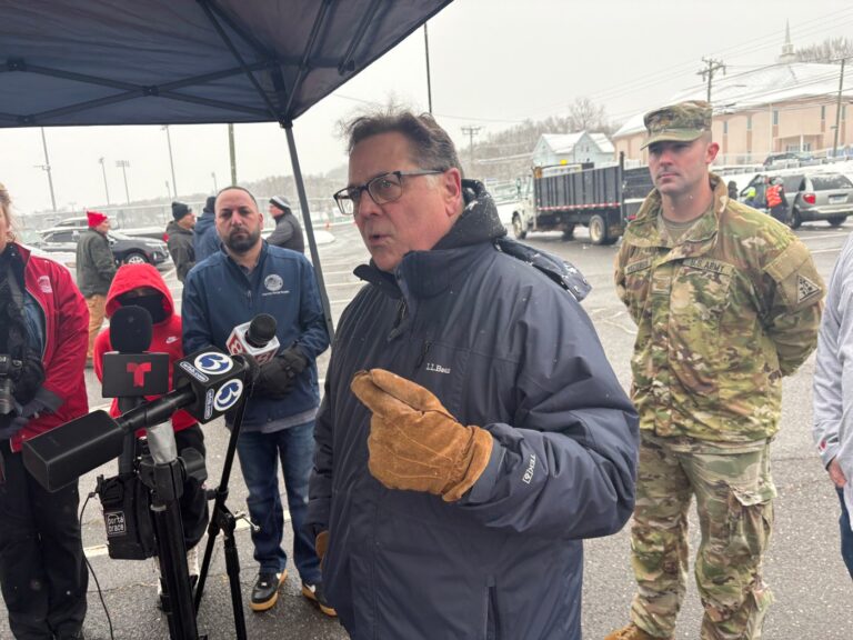 Pipe repairs progressing as majority of Waterbury remains without drinkable water, mayor says