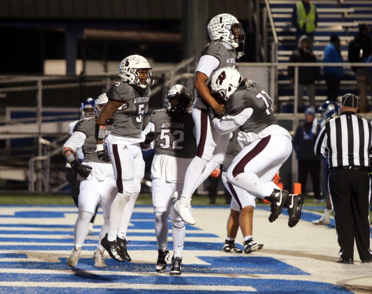 Windsor beats Bunnell for Class MM football title, its first since 2014