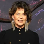 Linda Hamilton: Real at 69.