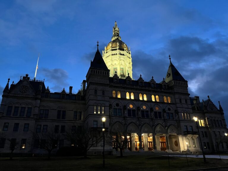 Readers speak: Revealing sad behavior in CT government