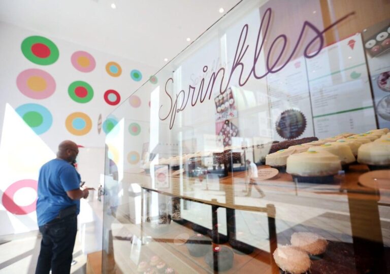 The rise and fall of the Sprinkles empire that made cupcakes cool