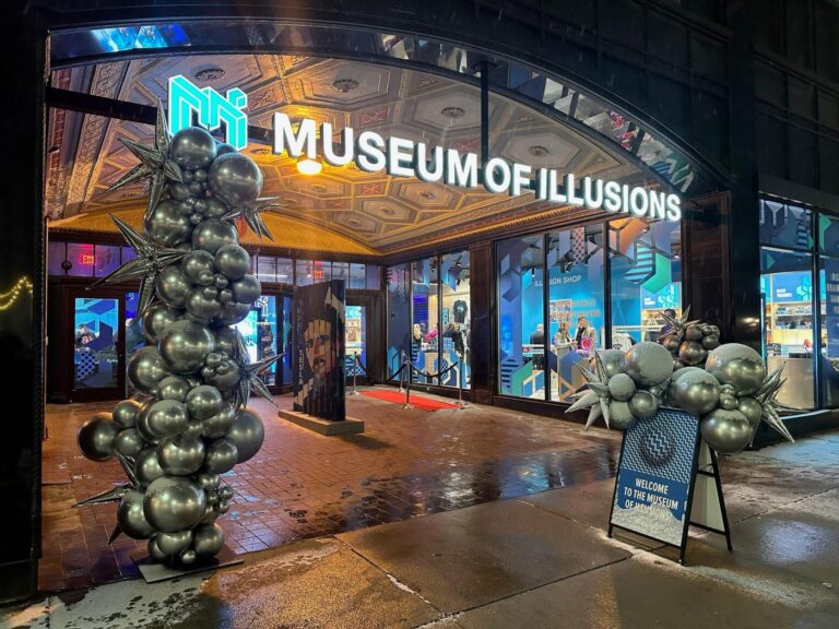 New Museum of Illusions brings mind-boggling fun to downtown Detroit