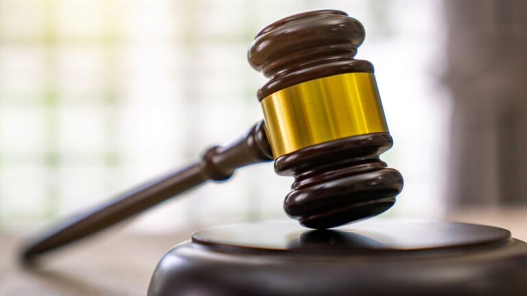 Guatemalan national deported in 2005 sentenced for reentering U.S., attempting to assault minor