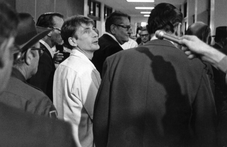 Today in History: January 17, Murderer Gary Gilmore executed by firing squad