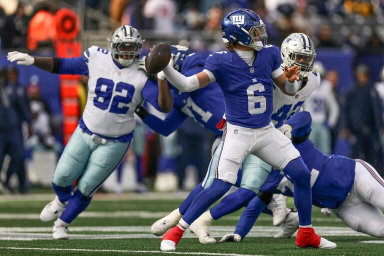 Jaxson Dart throws 2 TD passes as the Giants beat the Cowboys 34-17 in season finale