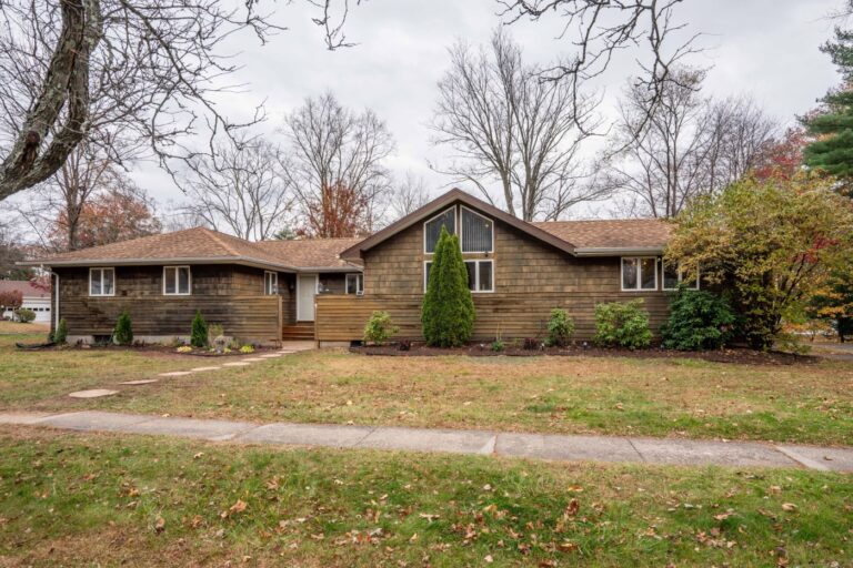 Property of the week: Spacious CT home called a ‘rarity’ to find