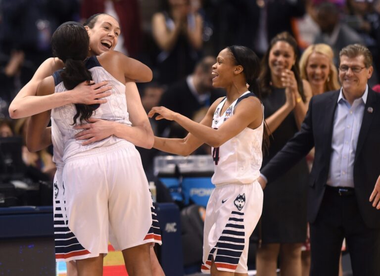 Legendary UConn women’s basketball alumni to return for 2015-16 NCAA Championship anniversary