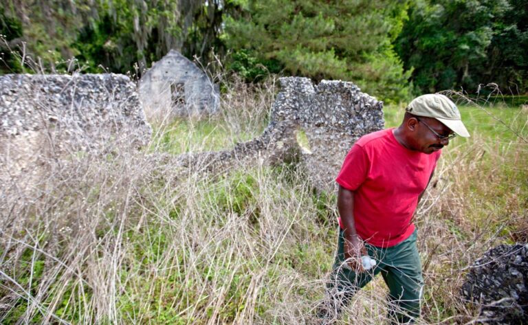Slave descendants take a fight to protect their Georgia island homes to voters
