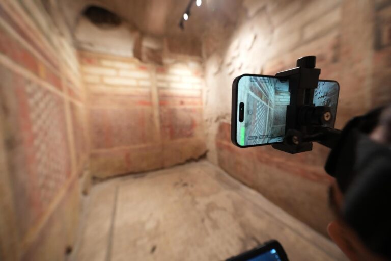 Ancient Rome meets modern technology as tourists visit restored, frescoed home via livestream tours