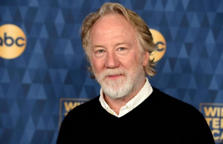 Judge orders release of actor Timothy Busfield from jail pending child sex abuse case in New Mexico