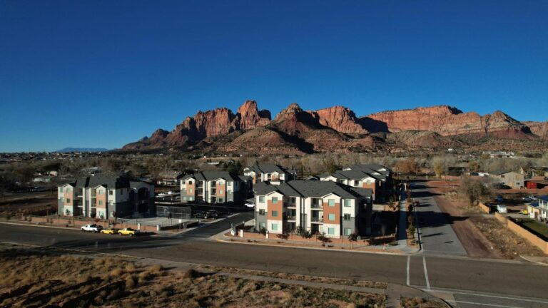 Polygamous sect’s sway has dwindled in twin towns on Arizona-Utah line. Residents enjoy new freedoms