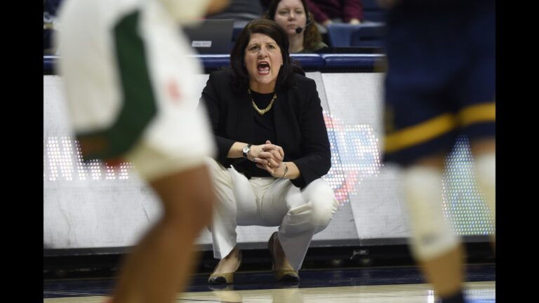 Dom Amore’s Sunday Read: CT’s league rivals to collide; Heisman winner could’ve been Yale QB, more