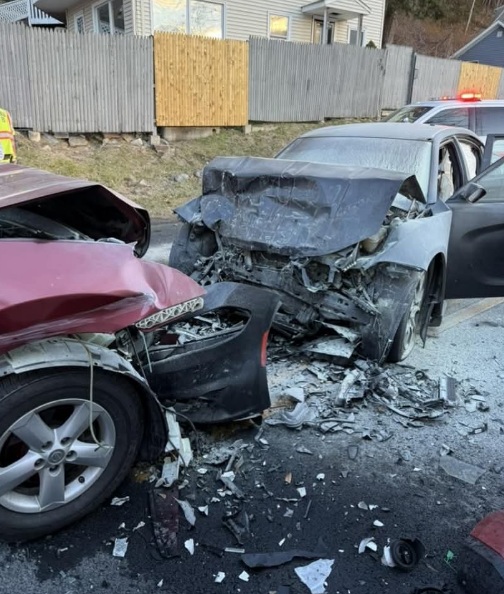 One man dead, teen injured in head-on crash in Seymour following reports of erratic driver