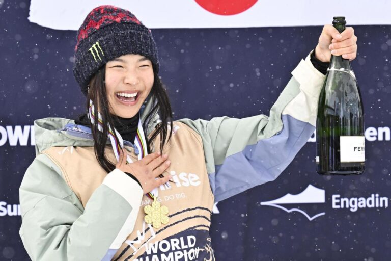 2-time Olympic champion Chloe Kim injures shoulder, ‘trying to stay optimistic’ for Italy