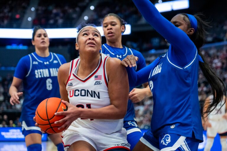 UConn women’s basketball rings in new year with dominant 84-48 victory over Seton Hall