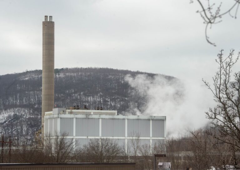 Noise-weary residents of CT city invite mayor, council to hear the sounds firsthand