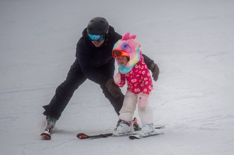 PHOTOS: Winter Fun on the Slopes at Mount Southington