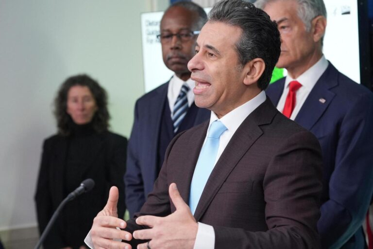 Legal questions swirl around FDA’s new expedited drug program, including who should sign off