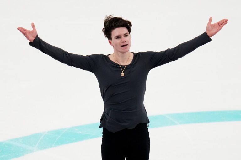 CT’s Maxim Naumov 3rd at U.S. Figure Skating, stakes claim to Olympic berth; Ilia Malinin wins