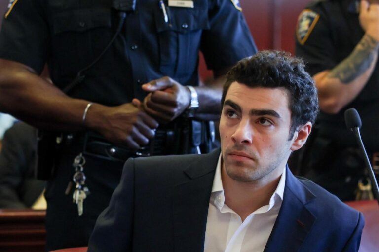 Judge says she’ll hold a limited hearing on seizure of Luigi Mangione’s backpack