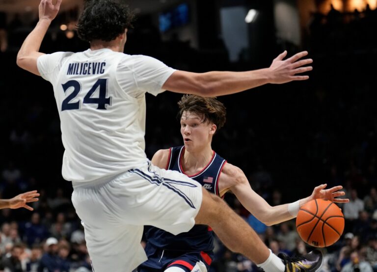 UConn men’s notes: This freshman’s career game at Xavier is just the beginning, Dan Hurley says
