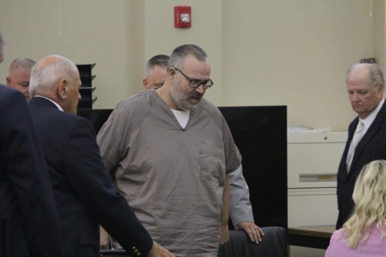 Former Kentucky sheriff charged with killing judge says he has disability or illness