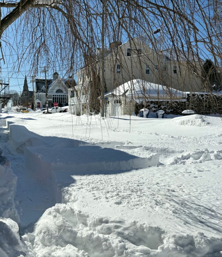 CT sending snow removal help to Rhode Island and Massachusetts