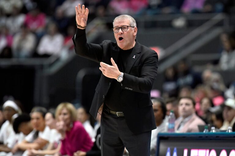 UConn women’s basketball remains unanimous No. 1 in AP Top 25 poll for fifth straight week