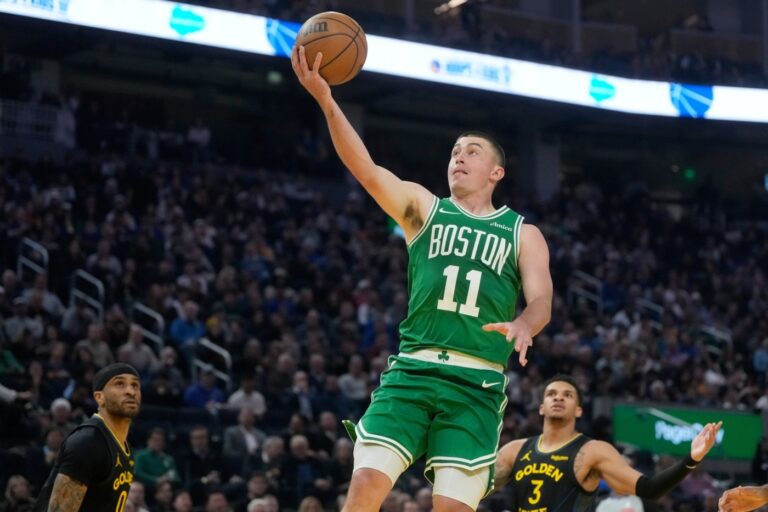 Payton Pritchard thriving for Celtics in return to familiar role