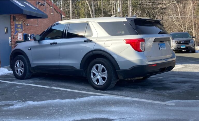 Driver, 16, and passenger, 18, killed in I-84 wreck in Cheshire