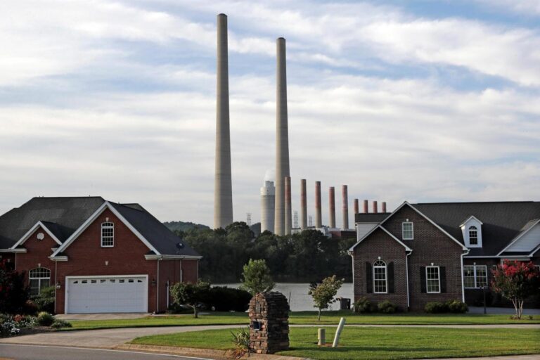 US’s largest public utility says it now doesn’t want to close two coal-fired plants