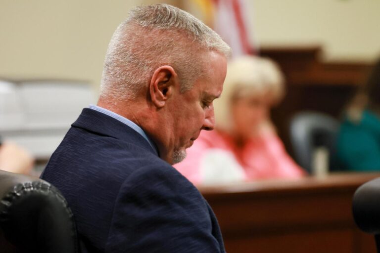 Opening statements held in the trial of a Georgia high school shooting suspect’s father