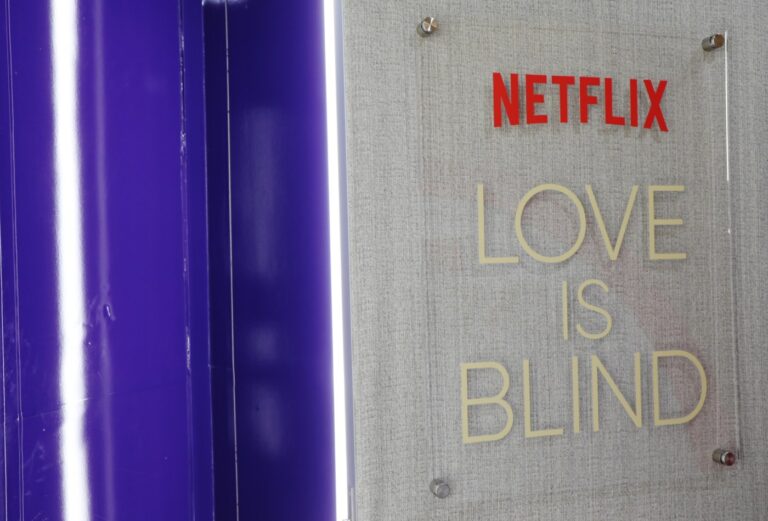 ‘Love Is Blind’ Season 10 contestant hospitalized after pouring nail glue in eye