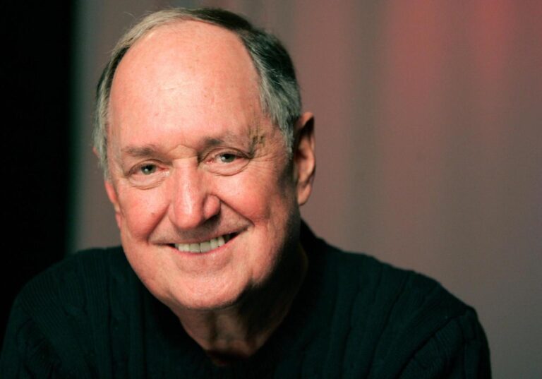 Neil Sedaka, the singer-songwriter behind dozens of hits of the 1960s and ’70s, dies at age 86